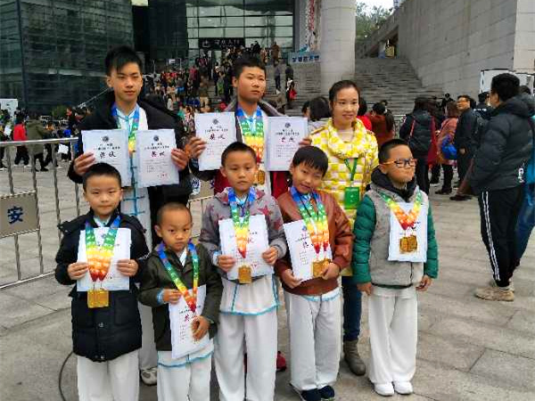 深圳少儿太极比赛取得好成绩 深圳少儿太极比赛取得好成绩